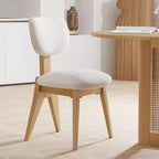 Chaises de salle à manger avec pieds en bois naturel pour espace repas à domicile