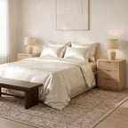 Table de chevet moderne avec station de charge, table de chevet en bois avec 3 tiroirs pour chambre à coucher