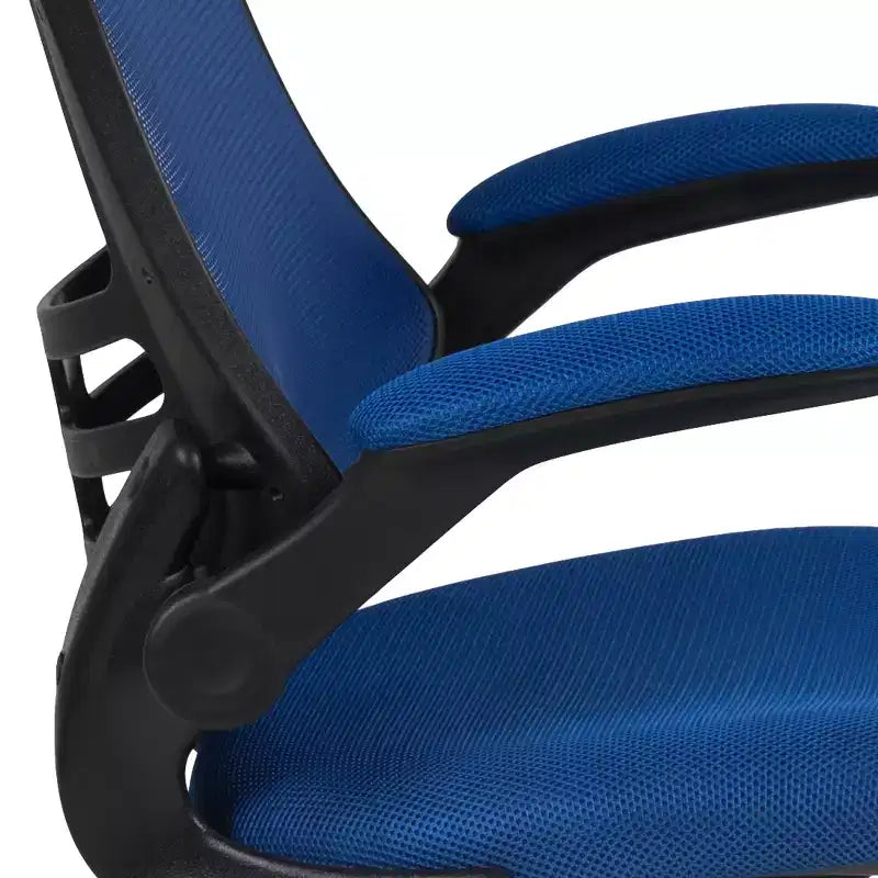 Chaise de bureau ergonomique pivotante en maille à dossier mi-haut avec accoudoirs relevables